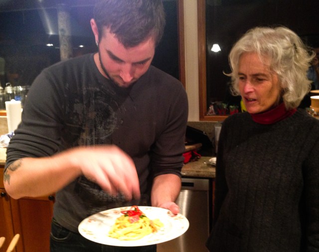 finishing touch: pepper skin curls