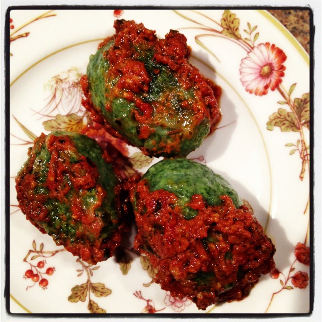 3-Gnudi and sauce on plate-28