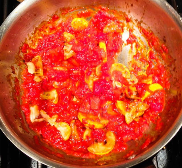 yellow squash added to tomato sauce 2-18