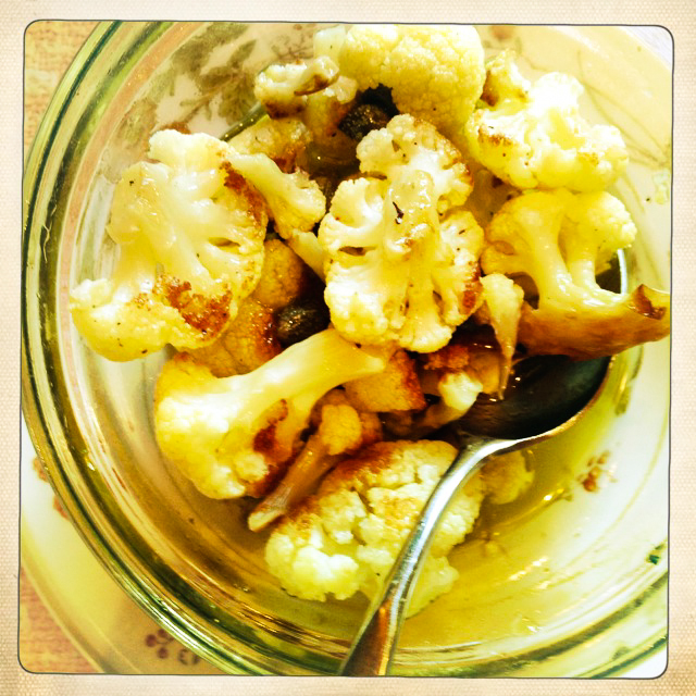 appetizers -roasted cauliflower with capers-08