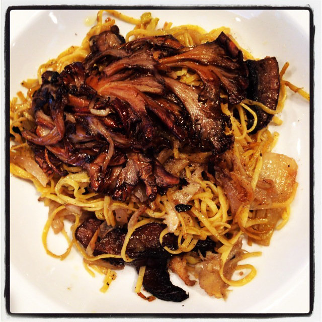 pasta plate with Maitake (1 of 1)