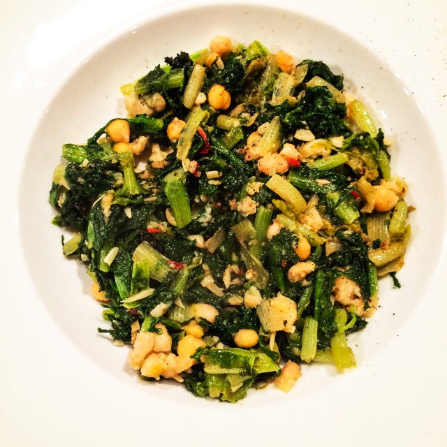 cicoria, beans and chickpeas