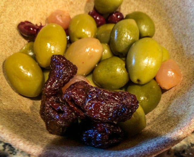 mixed olives incl Botija