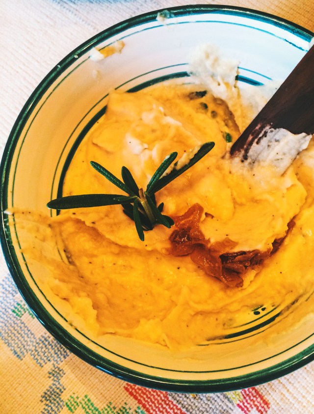 Processed with VSCOcam with f1 preset