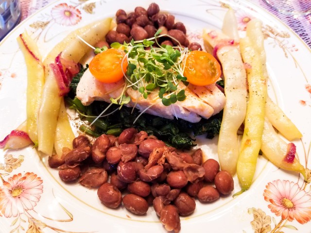 eye-of-the-goat-beans-komatsuna-dragons-tongue-heans